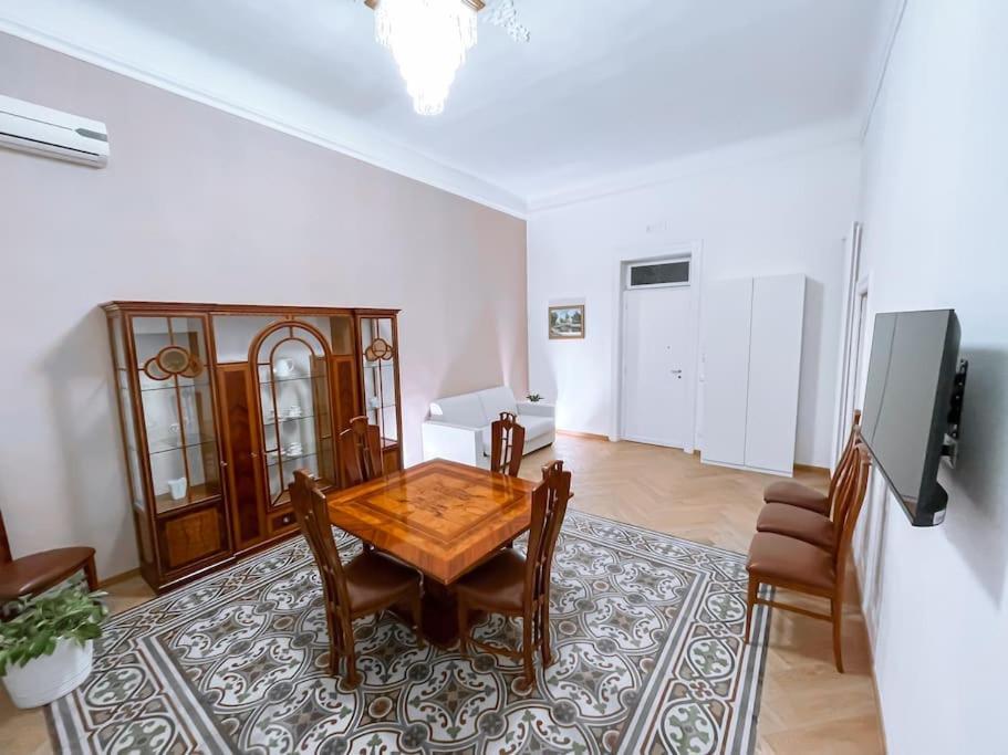 Luxury Bnb Dedeo Apartment Bari Exterior photo